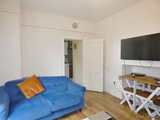 Additional Property Image 2 bedroom Flat for sale in Shepperton 4