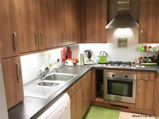 Additional Property Image 2 bedroom Flat for sale in Erith 3