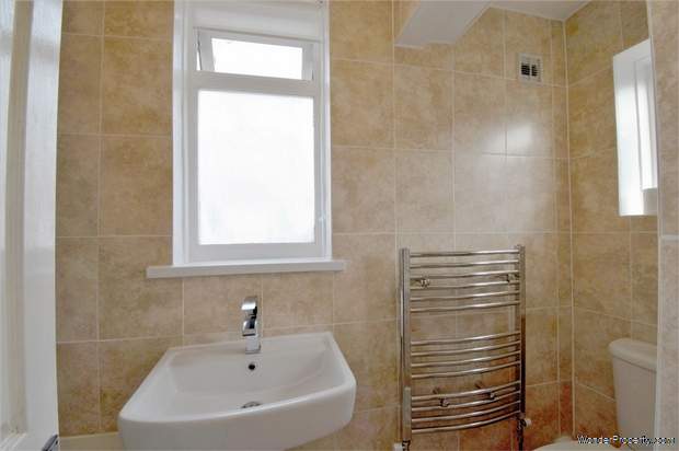 Additional Property Image 3 bedroom Flat for sale in Mitcham 10
