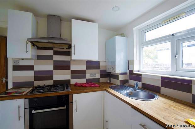 Additional Property Image 2 bedroom Maisonette for sale in London 3