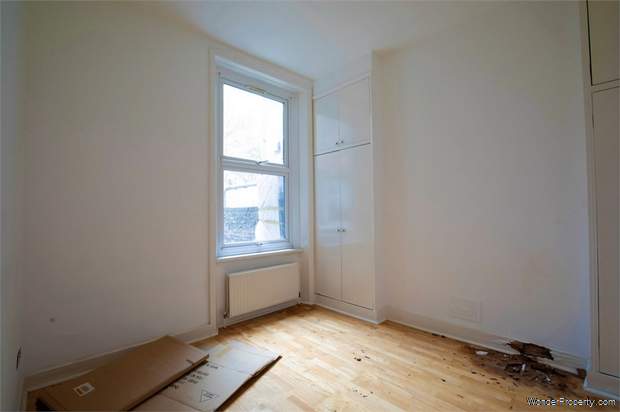 Additional Property Image 2 bedroom Maisonette for sale in London 7
