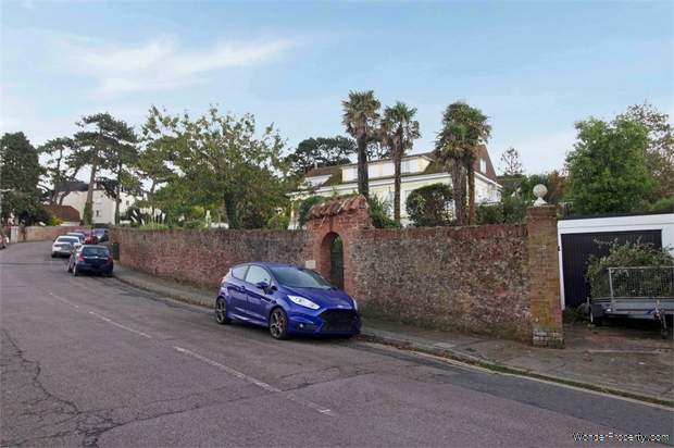 Additional Property Image 10 bedroom Detached for sale in Paignton 10