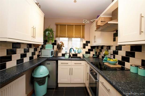 Additional Property Image 2 bedroom Terraced for sale in Hunstanton 7