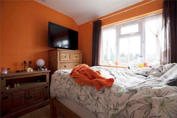 Additional Property Image 3 bedroom Semi Detached for sale in Dudley 6