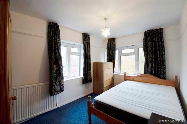 Additional Property Image 4 bedroom Maisonette for sale in London 10
