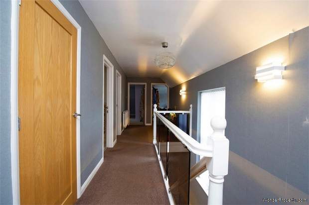 Additional Property Image 4 bedroom Detached for sale in Witney 9