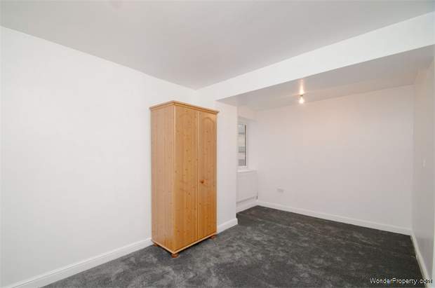 Additional Property Image 7 bedroom Semi Detached for sale in Dewsbury 6