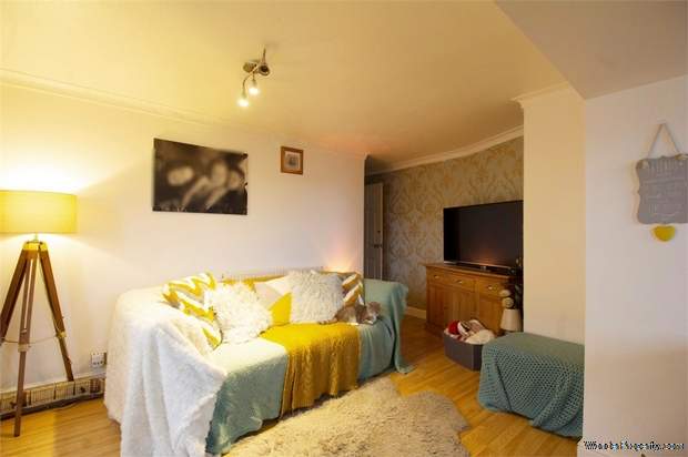 Additional Property Image 1 bedroom Flat for sale in Plymouth 2