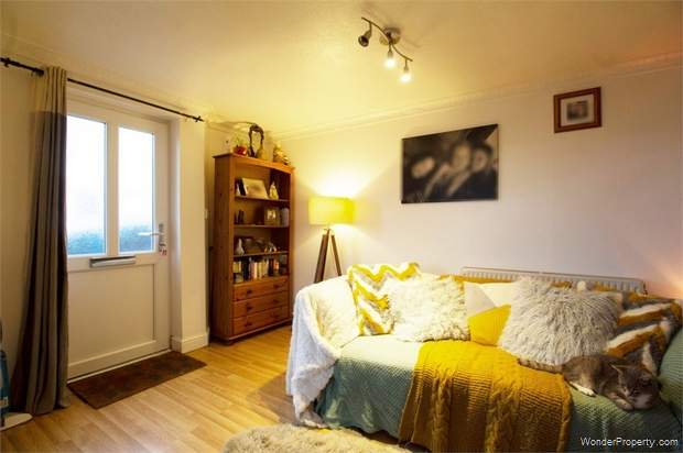 Additional Property Image 1 bedroom Flat for sale in Plymouth 4