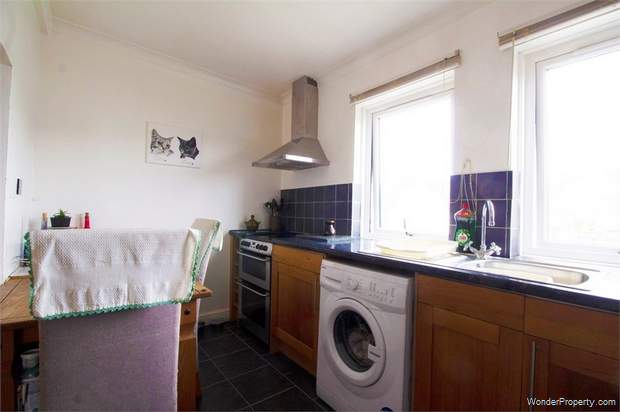 Additional Property Image 1 bedroom Flat for sale in Plymouth 6