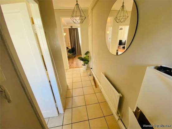 Additional Property Image 1 bedroom Flat for sale in London 8