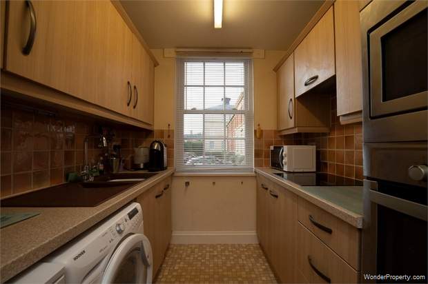 Additional Property Image 2 bedroom Flat for sale in Shrewsbury 5