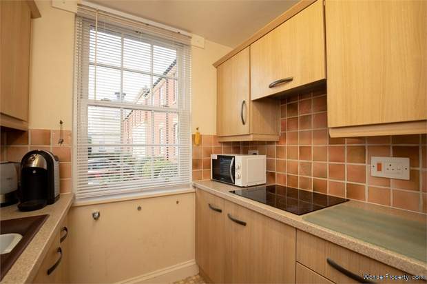 Additional Property Image 2 bedroom Flat for sale in Shrewsbury 6