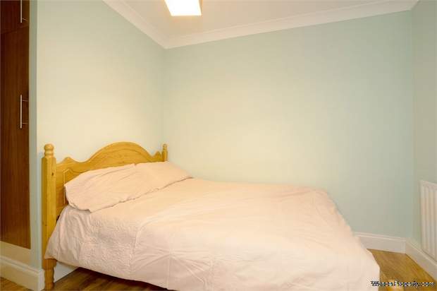 Additional Property Image 1 bedroom Flat for sale in London 6
