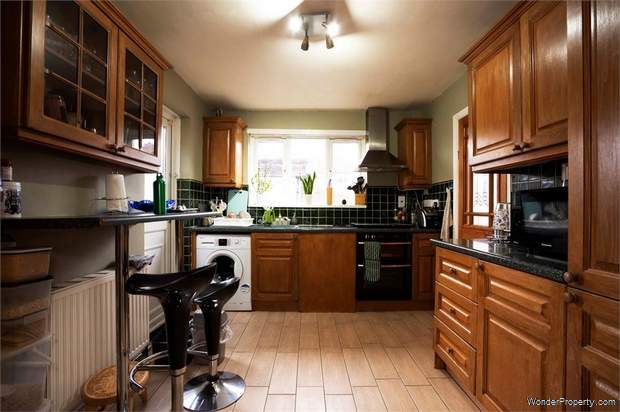 Additional Property Image 3 bedroom Semi Detached for sale in Harrow 4