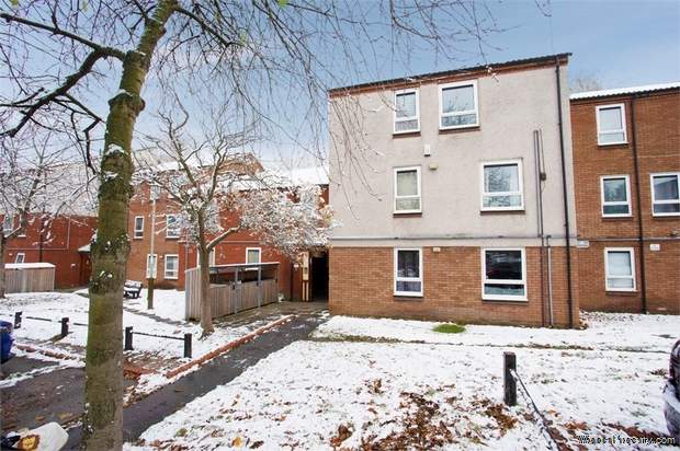 2 bedroom Maisonette for sale in Leicester