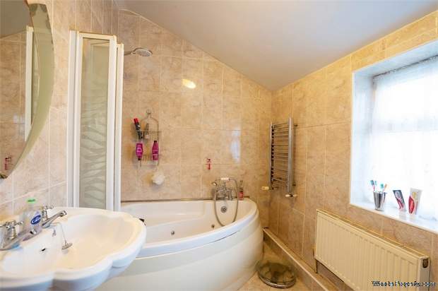 Additional Property Image 3 bedroom Detached for sale in Chichester 8