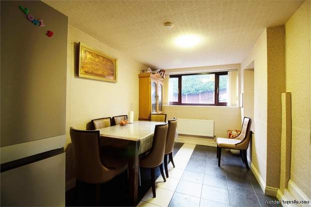 Additional Property Image 7 bedroom Semi Detached for sale in Oldham 7