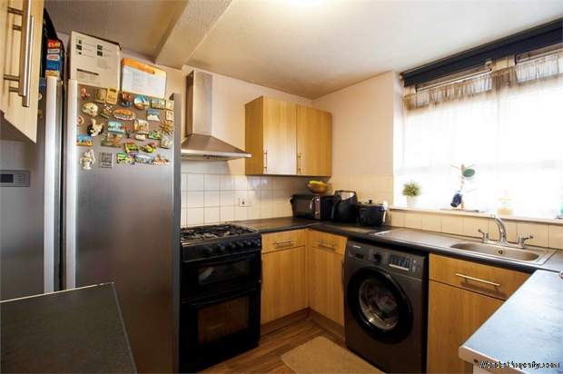 Additional Property Image 3 bedroom Flat for sale in Waltham Cross 4