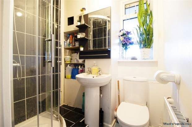 Additional Property Image 3 bedroom Flat for sale in Waltham Cross 6