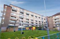 3 bedroom Flat for sale in Waltham Cross