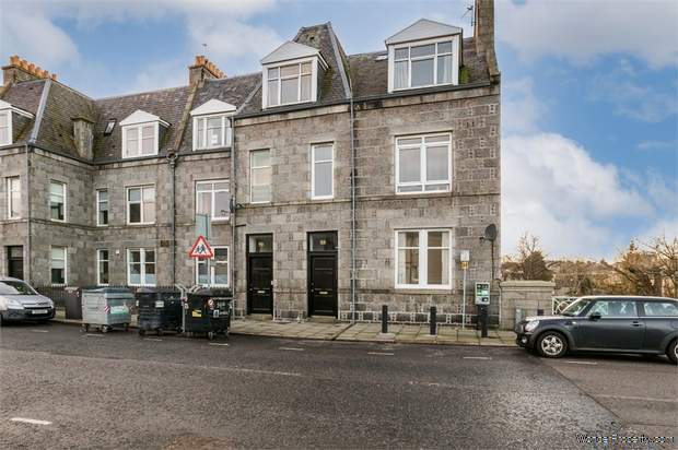 2 bedroom Flat for sale in Aberdeen
