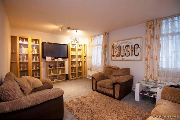 Additional Property Image 1 bedroom Flat for sale in Newport 2