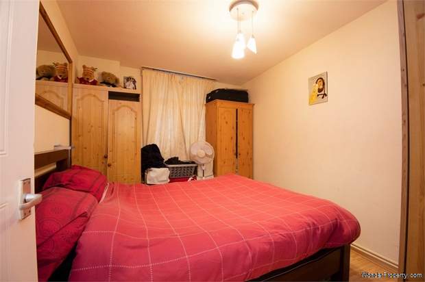 Additional Property Image 1 bedroom Flat for sale in Newport 7