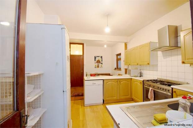 Additional Property Image 6 bedroom Detached for sale in Southall 7