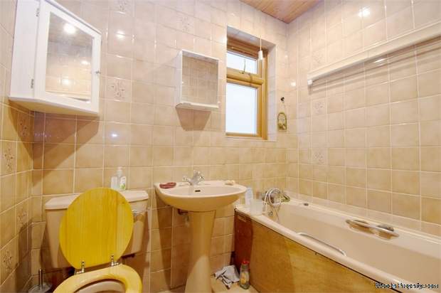 Additional Property Image 6 bedroom Detached for sale in Southall 10