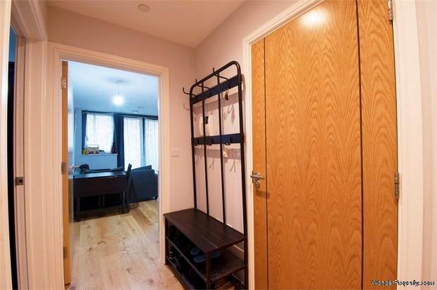 Additional Property Image 1 bedroom Flat for sale in Wallington 9
