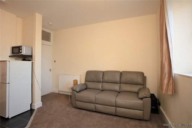 Additional Property Image 2 bedroom Flat for sale in Aberdeen 3