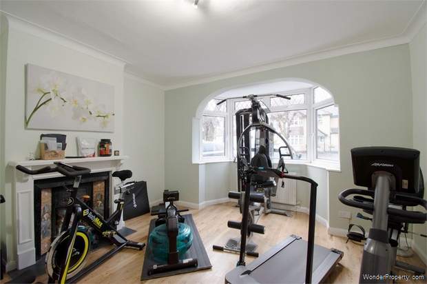 Additional Property Image 5 bedroom Semi Detached for sale in London 2