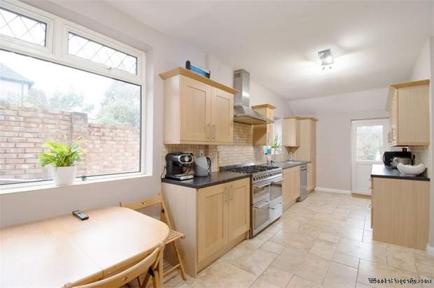 Additional Property Image 5 bedroom Semi Detached for sale in London 5