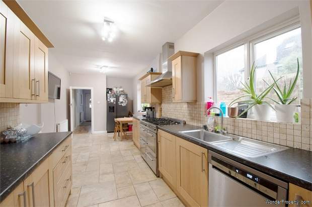 Additional Property Image 5 bedroom Semi Detached for sale in London 6