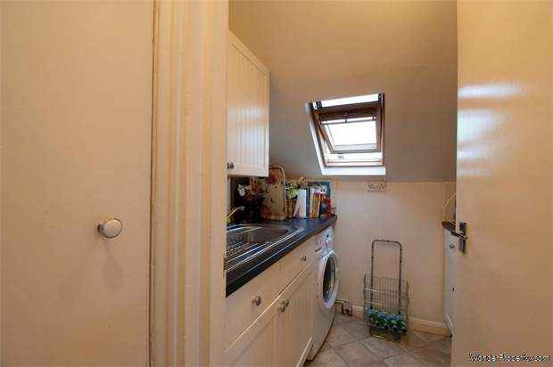 Additional Property Image 1 bedroom Flat for sale in London 6