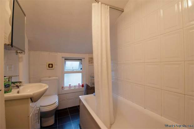 Additional Property Image 1 bedroom Flat for sale in London 8