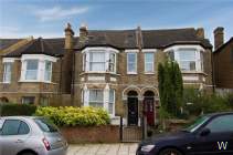 1 bedroom Flat for sale in London