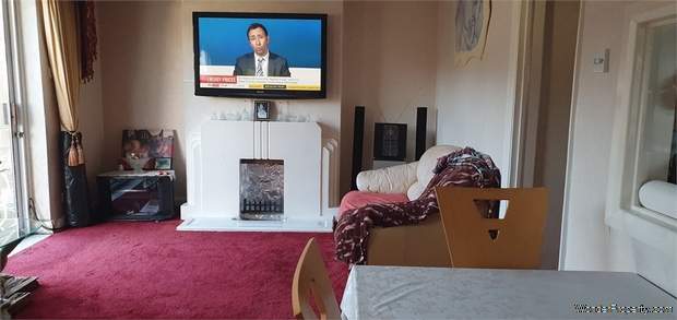 Additional Property Image 2 bedroom Detached Bungalow for sale in Barnet 4