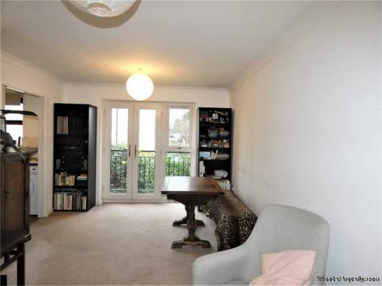 Additional Property Image 1 bedroom Flat for sale in Addlestone 2