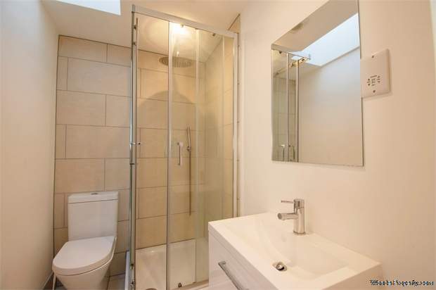 Additional Property Image 1 bedroom Flat for sale in Bromley 7