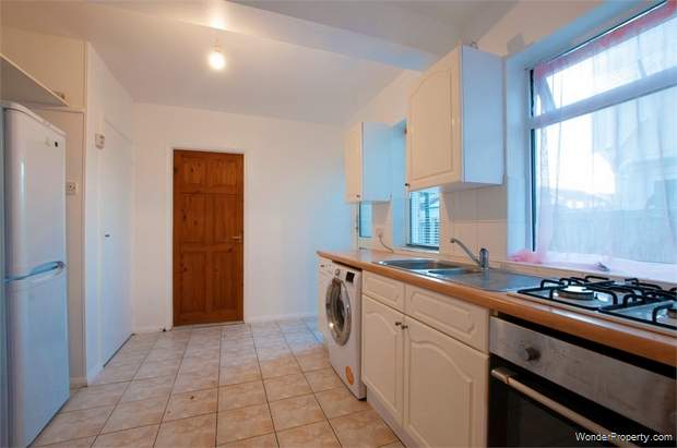 Additional Property Image 2 bedroom Flat for sale in Herne Bay 6