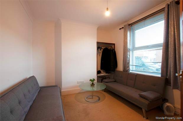 Additional Property Image 2 bedroom Flat for sale in Herne Bay 8