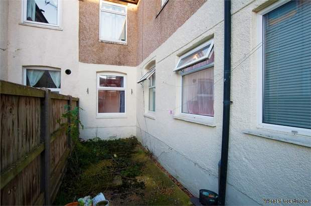 Additional Property Image 2 bedroom Flat for sale in Herne Bay 10