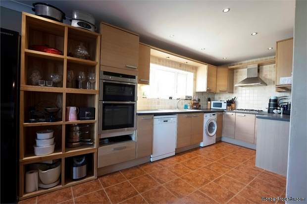 Additional Property Image 5 bedroom Detached Bungalow for sale in New Romney 6