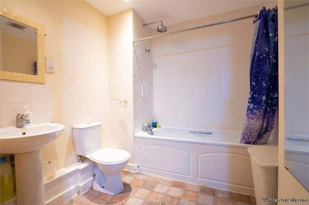 Additional Property Image 2 bedroom Flat for sale in Slough 8