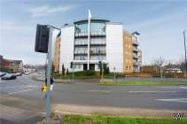 2 bedroom Flat for sale in Slough