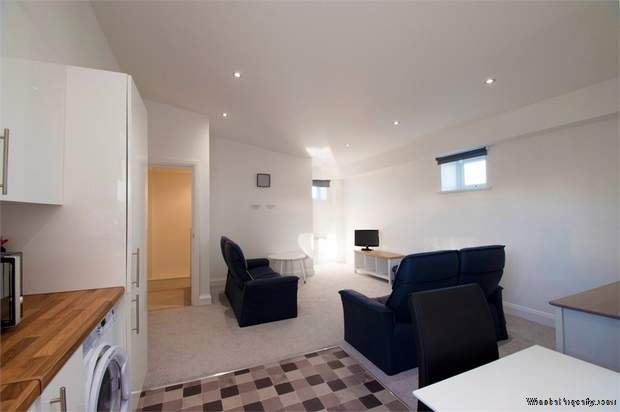 2 bedroom Flat for sale in Croydon