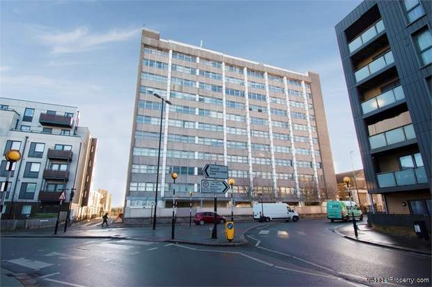 Additional Property Image 2 bedroom Flat for sale in Croydon 2