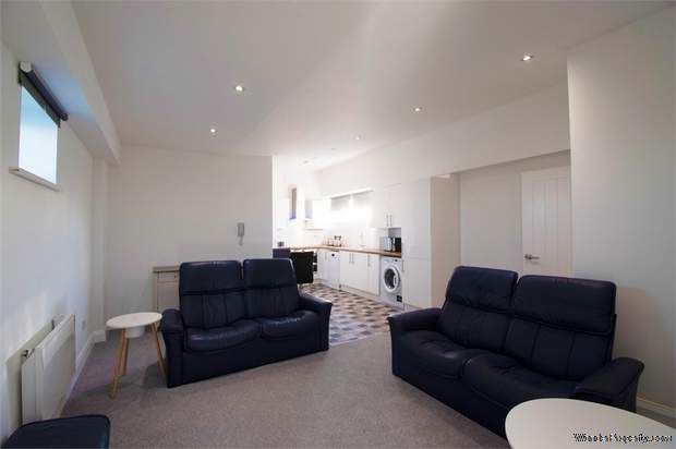 Additional Property Image 2 bedroom Flat for sale in Croydon 3